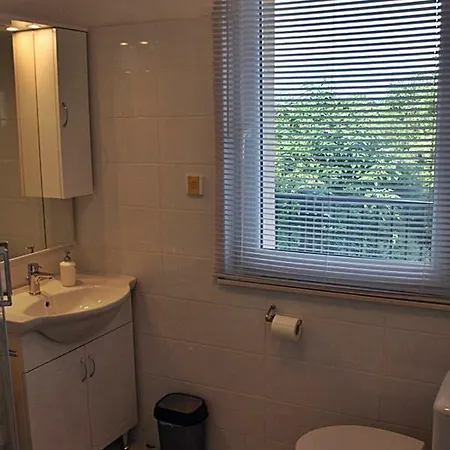 Mala Kuca Za Veliki Odmor Šilo