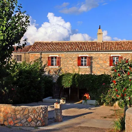 Holiday home Mala Kuca Za Veliki Odmor *