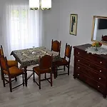 Mala Kuca Za Veliki Odmor * Šilo